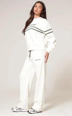 New PrettyLittleThing Contrast Print Wide Leg Sweatpants Cream