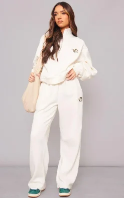 Discount PrettyLittleThing Logo Embroidered Half Zip Sweatshirt Cream