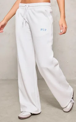 Discount PrettyLittleThing Oversized Low Rise Wide Leg Sweatpants Cream