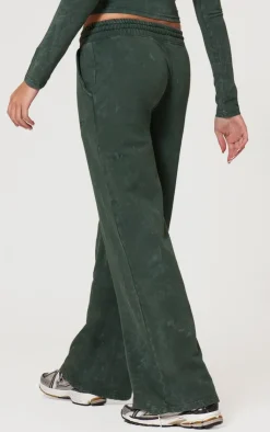 New PrettyLittleThing Washed Low Rise Oversized Wide Leg Sweatpants Forest Green