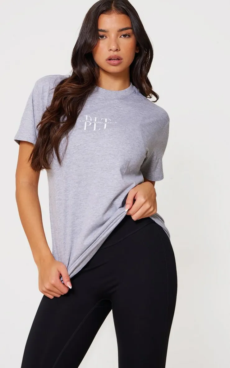 PrettyLittleThing T-Shirts*Embroidered T Shirt