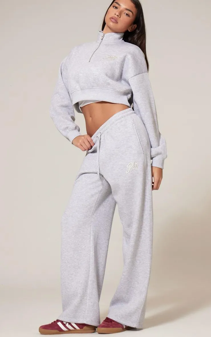 Clearance PrettyLittleThing Tonal Embroidered Cropped Half Zip Sweatshirt Grey Marl