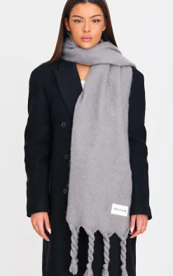 PrettyLittleThing Scarves & Gloves*Tab Fuzzy Blanket Scarf