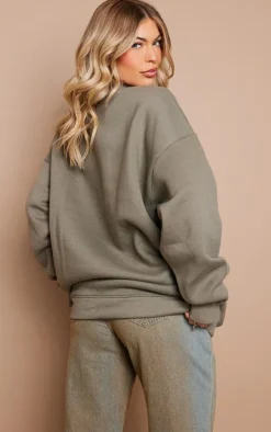 PrettyLittleThing Oversized Sweaters*Embroidered Pocket Front Oversized Sweatshirt