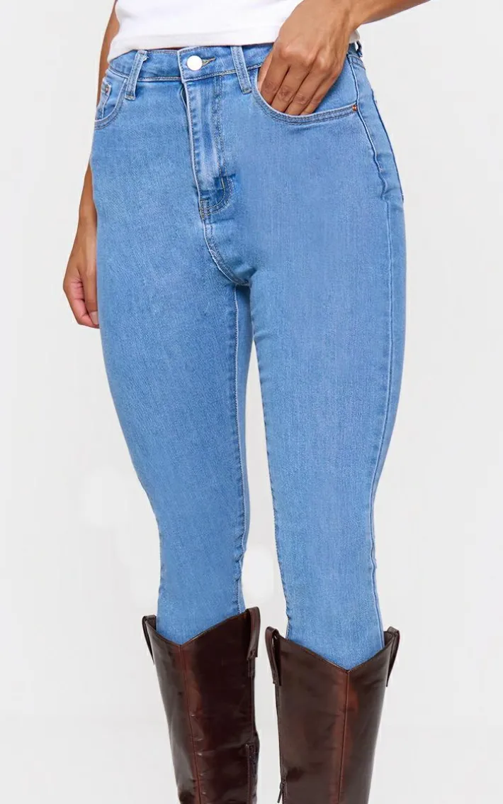 PRETTYLITTLETHING L30 Light Wash 5 Pocket Skinny Jeans