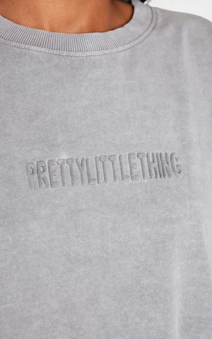 New PrettyLittleThing Embossed Logo Washed Long Sleeve T-shirt Light Grey