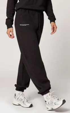 PrettyLittleThing Black Sweatsuits*Logo Est 2012 Cuffed Sweatpants