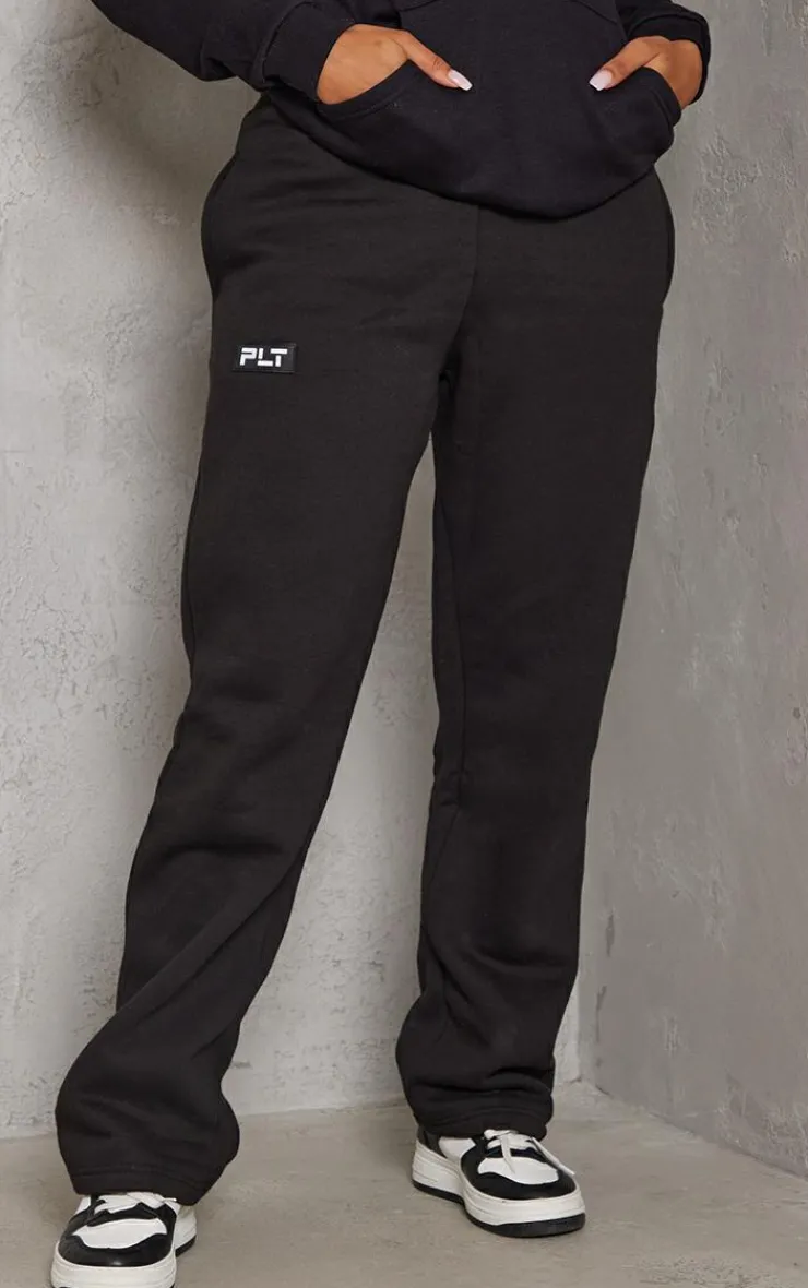 PrettyLittleThing Black Sweatsuits*Logo Badge Detail Straight Sweatpants