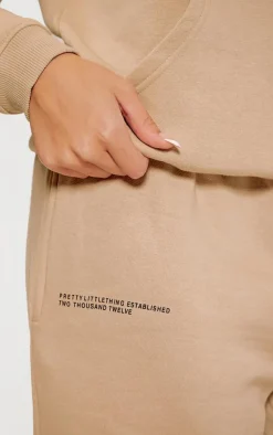 Outlet PrettyLittleThing Logo Est 2012 Cuffed Sweatpants Sand