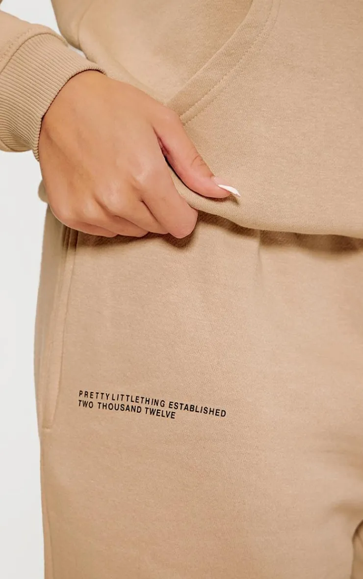 Outlet PrettyLittleThing Logo Est 2012 Cuffed Sweatpants Sand