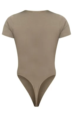 PrettyLittleThing Graphic Sweatsuits*Logo Short Sleeve Bodysuit