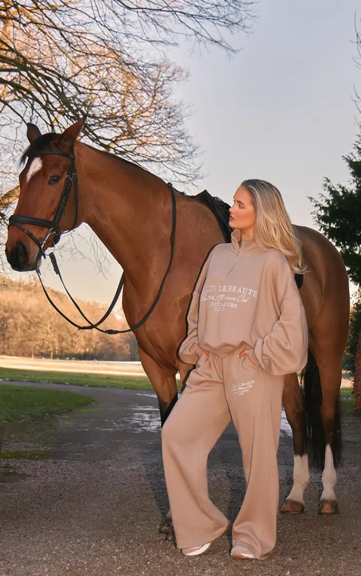 Discount PrettyLittleThing Logo Embroidered Half Zip Sweatshirt Mocha