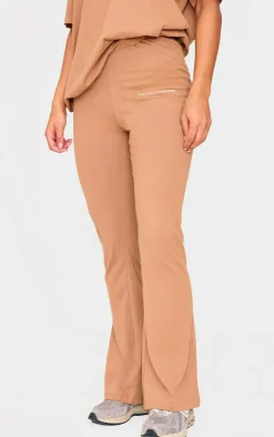 Sale PrettyLittleThing Printed Flared Pants Mocha