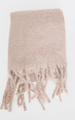 PrettyLittleThing Scarves & Gloves*Logo Blanket Tassel Scarf