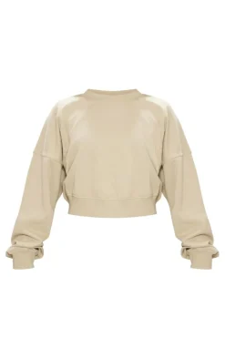 PRETTYLITTLETHING Pebble Washed Embroidered Crop Sweatshirt