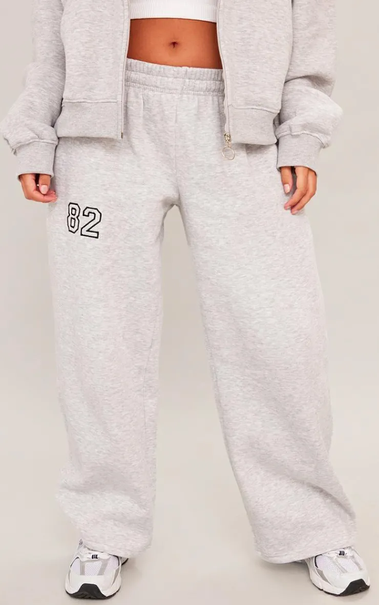 Discount PrettyLittleThing Petite 82 Varsity Wide Leg Sweatpants Ash Grey