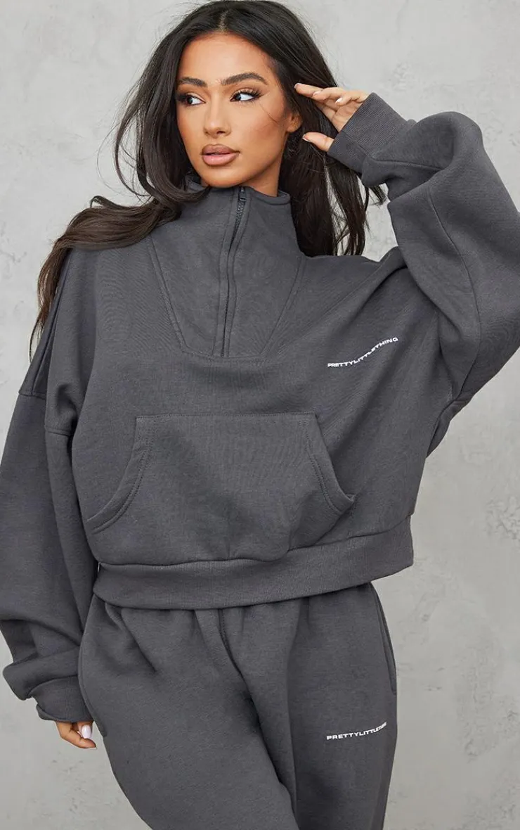 PrettyLittleThing Grey Sweatsuits*Petite Oversized Half Zip Sweat