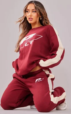 New PrettyLittleThing Petite Embroidered Panel Oversized Sweatshirt Burgundy