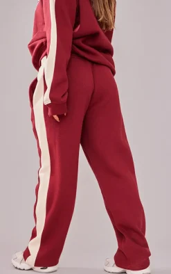 New PrettyLittleThing Petite Embroidered Panel Straight Leg Sweatpants Burgundy
