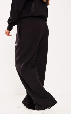 Best PrettyLittleThing Petite Badge Detail Straight Leg Sweatpants Black
