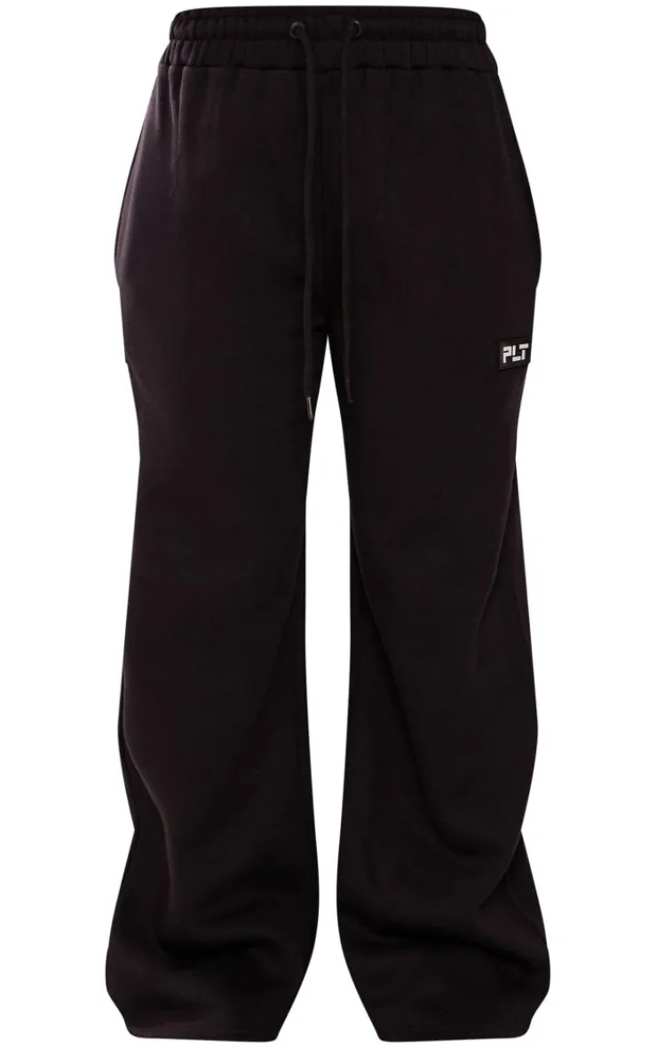 Best PrettyLittleThing Petite Badge Detail Straight Leg Sweatpants Black