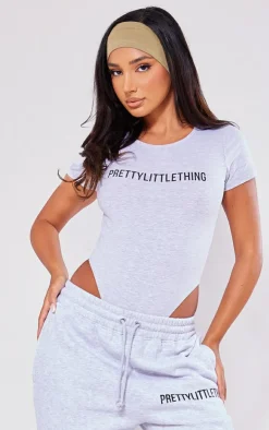Hot PrettyLittleThing Petite Logo Short Sleeve Bodysuit Ash Grey