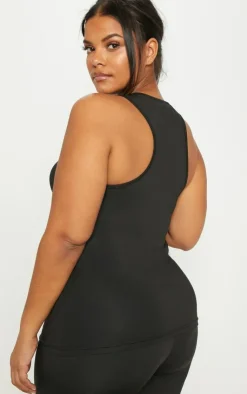PrettyLittleThing Workout Tops*Plus Embroidered Tank Top