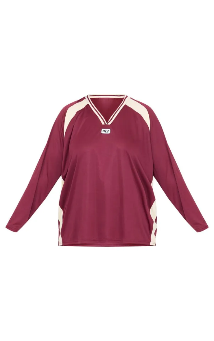PrettyLittleThing T-Shirts*Plus Studio Mode Long Sleeve Football T-shirt