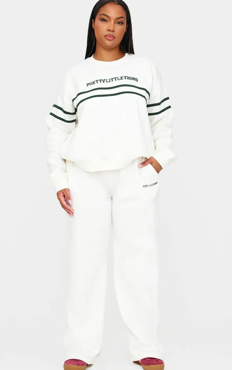 PrettyLittleThing Cream Sweatsuits*Plus Contrast Print Oversized Sweatshirt