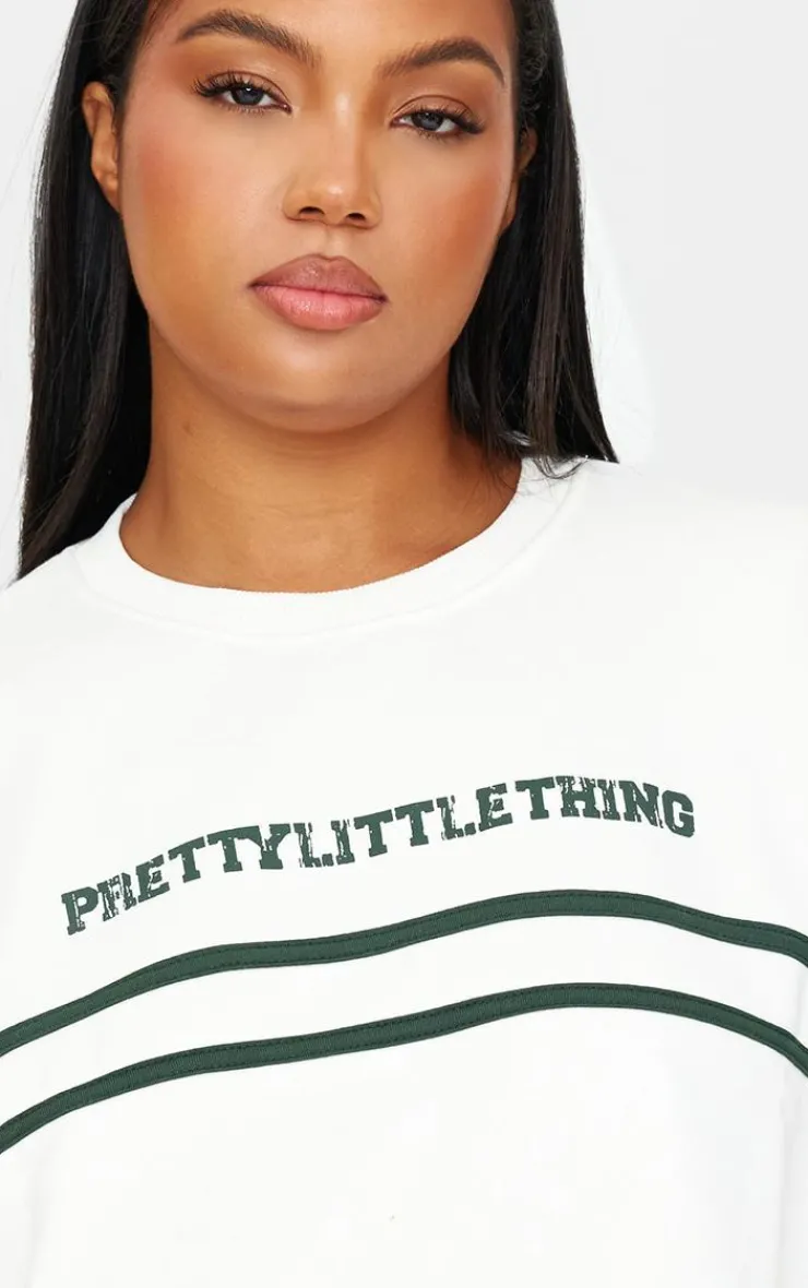 PrettyLittleThing Cream Sweatsuits*Plus Contrast Print Oversized Sweatshirt