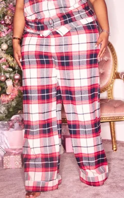 PrettyLittleThing Christmas Gifts*Plus Checked Long Pajama Pants