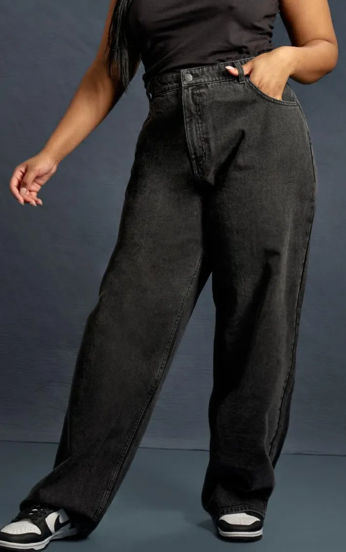 PRETTYLITTLETHING Plus Washed Black High Rise Boyfriend Jeans