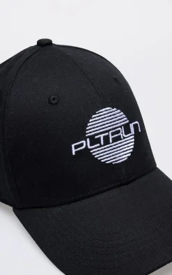 PrettyLittleThing Baseball Caps*RUN Logo Cap