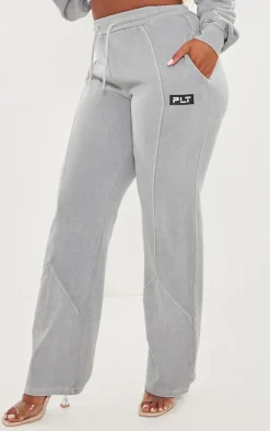 PrettyLittleThing Grey Sweatsuits*Shape Washed Wide Leg Sweatpants