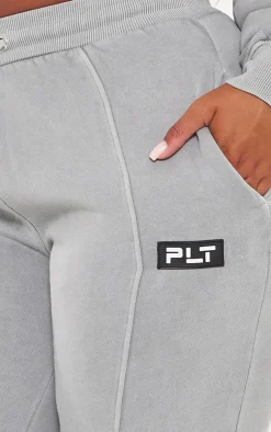 PrettyLittleThing Grey Sweatsuits*Shape Washed Wide Leg Sweatpants