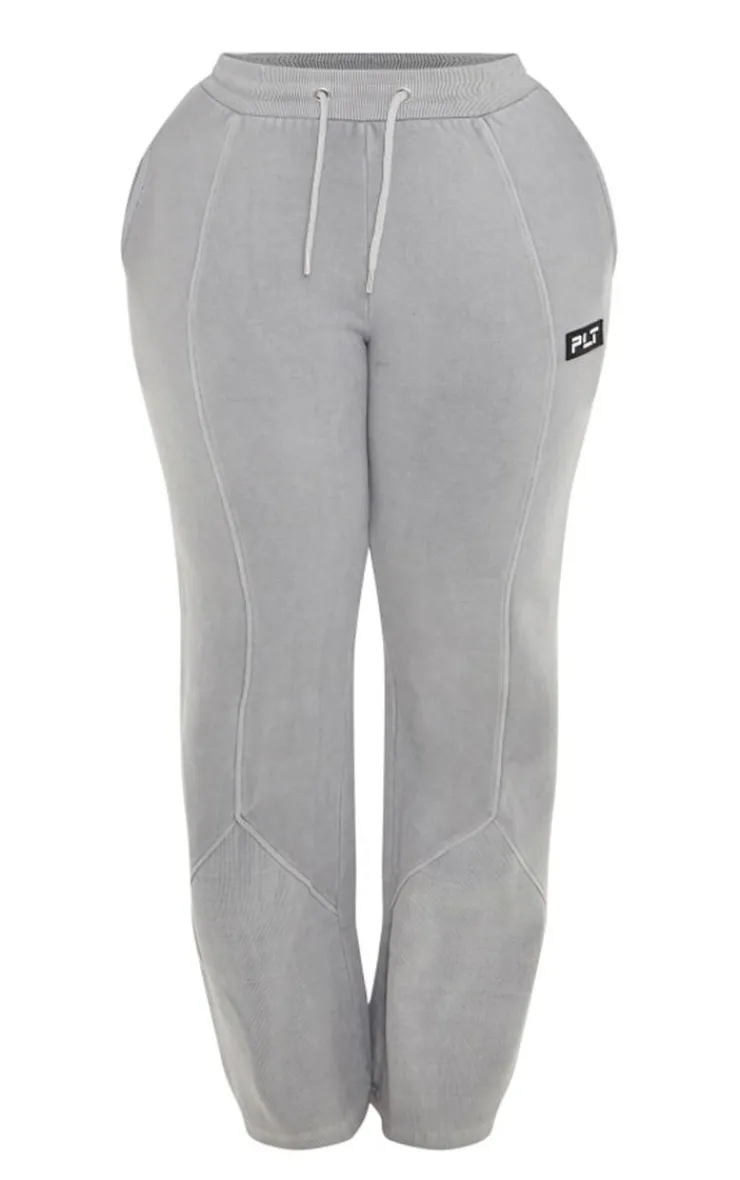 PrettyLittleThing Grey Sweatsuits*Shape Washed Wide Leg Sweatpants