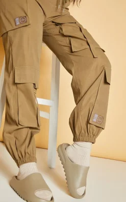 PRETTYLITTLETHING Shape Khaki Cargo Pocket Sweatpants