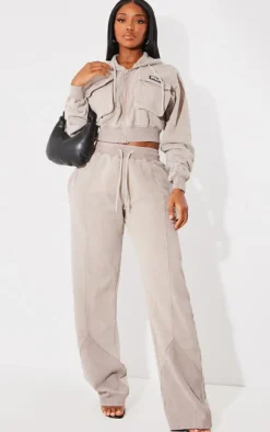 Best PrettyLittleThing Shape Washed Cargo Cropped Hoodie Taupe