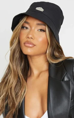 PrettyLittleThing Hats*Silver Detail Bucket Hat