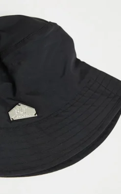 PrettyLittleThing Hats*Silver Detail Bucket Hat