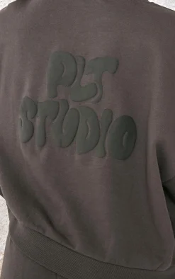 PrettyLittleThing Tall Premium Studio Print Boxy Sweatshirt Charcoal
