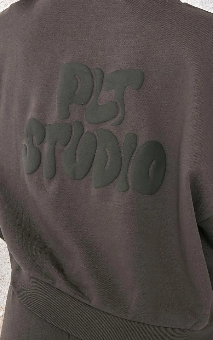PrettyLittleThing Tall Premium Studio Print Boxy Sweatshirt Charcoal