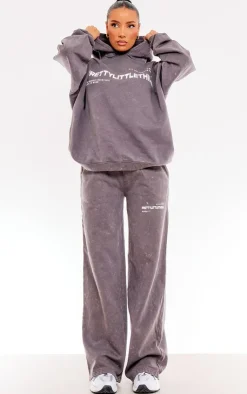PrettyLittleThing Grey Sweatsuits*Washed Charcoal Print Oversized Wide Leg Sweatpants