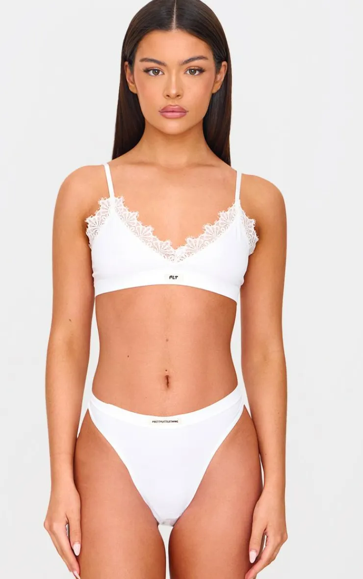 PrettyLittleThing Stocking Stuffers*Badge Lace Trim Bralette