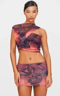Online PrettyLittleThing Floral Printed Layered Top Purple