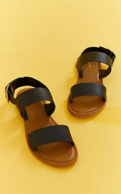 PrettyLittleThing Wide Fit Sandals*Real Leather Wide Fit Thick Double Strap Buckle Fastening Flat Sandals
