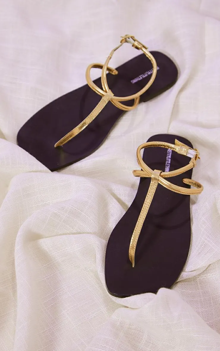 PrettyLittleThing Flat Sandals*Real Leather Square Toe Thong Barely There Strap Flat Sandals