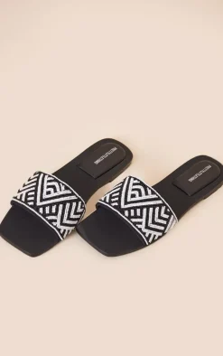 PrettyLittleThing Mules*Real Leather Sole Shell Beaded Mule Sandals