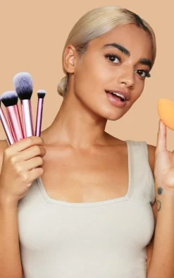 PrettyLittleThing Makeup Brushes & Tools*Real Techniques Everyday Essentials Brush Set