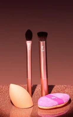PrettyLittleThing Makeup Brushes & Tools*Real Techniques Matte And Merry Set (Worth £29)